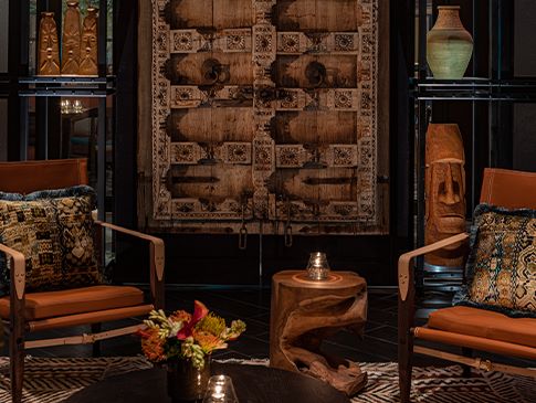 Ocean Drive Magazine: Enter the world of Como Como, South Beach’s striking new Marisquería